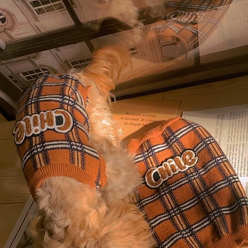 Vintage Plaid Pet Sweater Comfortable Clothing Outfit