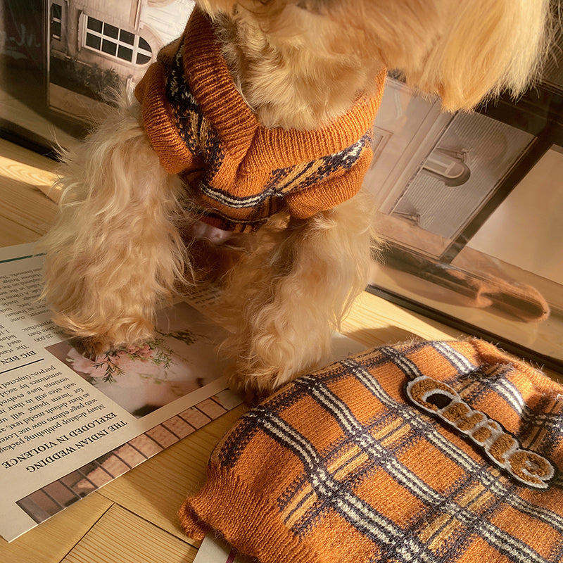 Vintage Plaid Pet Sweater Comfortable Clothing Outfit